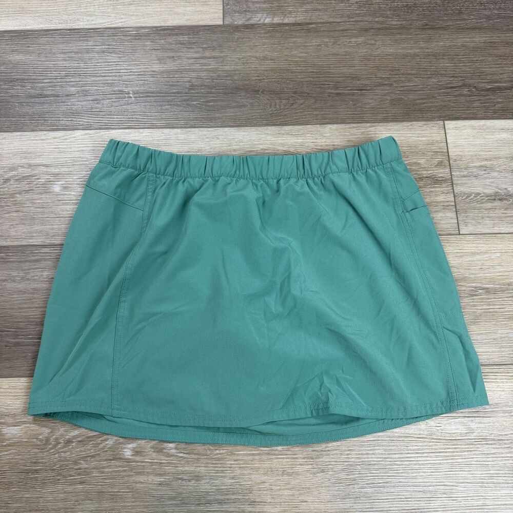 Patagonia Skort Womens Size XL Green Athletic Hiking Walking Quick Dry STY58500